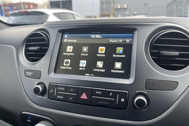 Used Hyundai i10 2018 for sale - 77128183: Photo 33