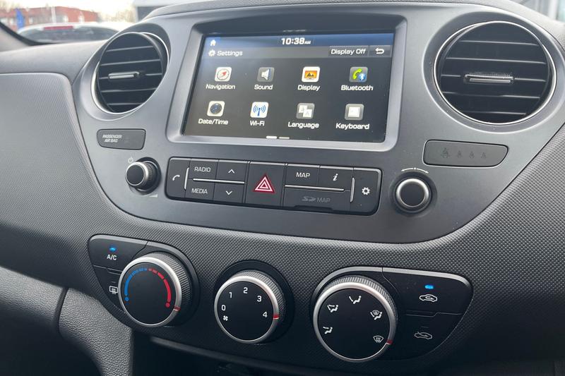 Used Hyundai i10 2018 for sale - 77128183: Photo 34