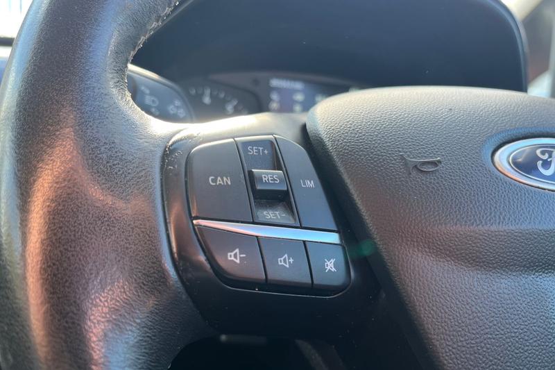 Used Ford Fiesta 2018 for sale - 76117515: Photo 39