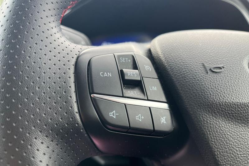 Used Ford Focus 2022 for sale - 76123788: Photo 39