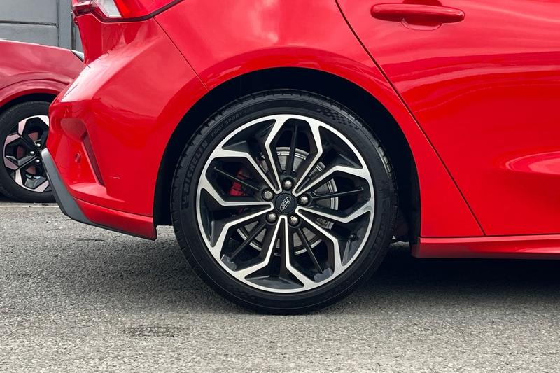 Used Ford Focus 2022 for sale - 76123788: Photo 8