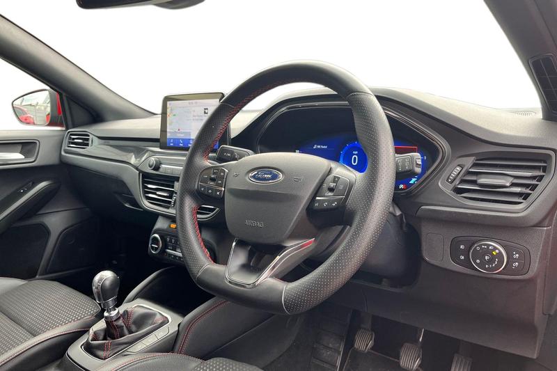 Used Ford Focus 2022 for sale - 76123788: Photo 9