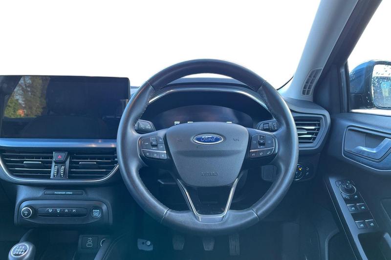 Used Ford Focus 2023 for sale - 77354388: Photo 11