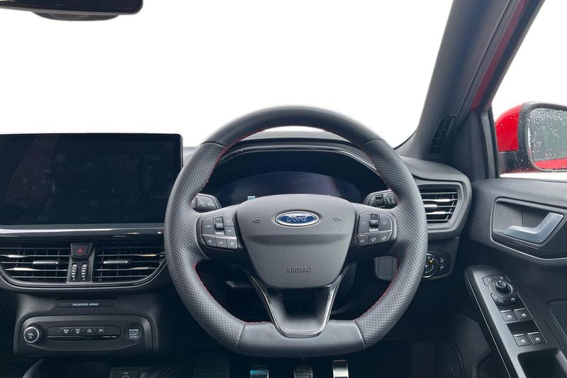 Used Ford Focus 2023 for sale - 77997153: Photo 11