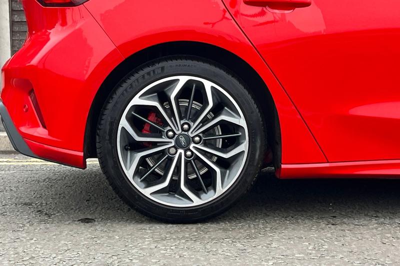 Used Ford Focus 2023 for sale - 77997153: Photo 8