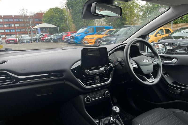 Used Ford Fiesta 2017 for sale - 78087909: Photo 18