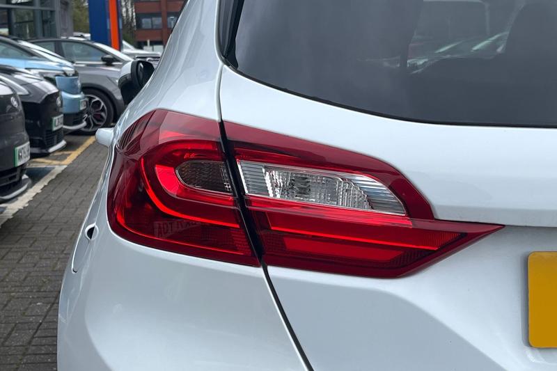 Used Ford Fiesta 2017 for sale - 78087909: Photo 24