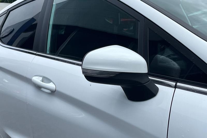 Used Ford Fiesta 2017 for sale - 78087909: Photo 28