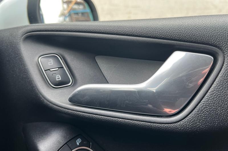 Used Ford Fiesta 2017 for sale - 78087909: Photo 29