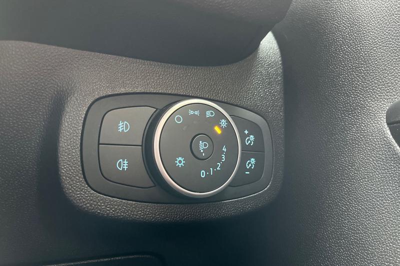 Used Ford Fiesta 2017 for sale - 78087909: Photo 30