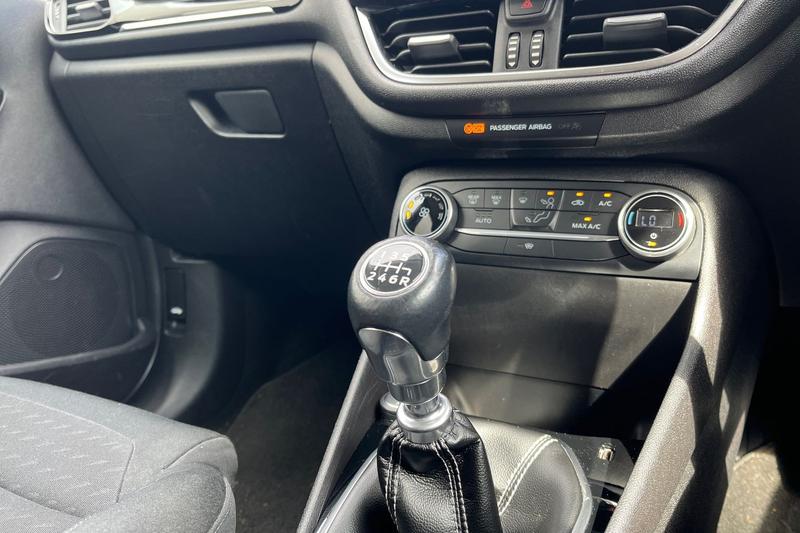 Used Ford Fiesta 2017 for sale - 78087909: Photo 37