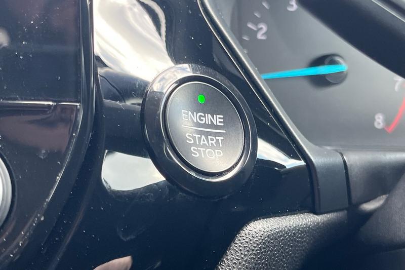 Used Ford Fiesta 2017 for sale - 78087909: Photo 38