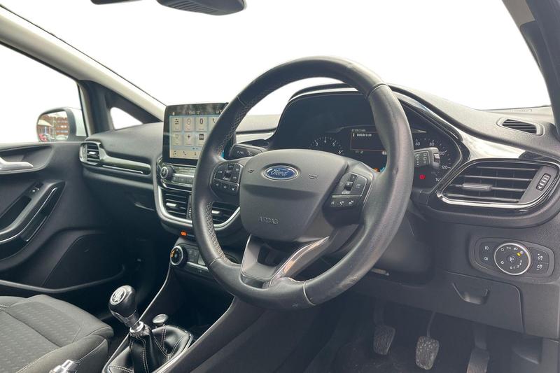 Used Ford Fiesta 2017 for sale - 78087909: Photo 9