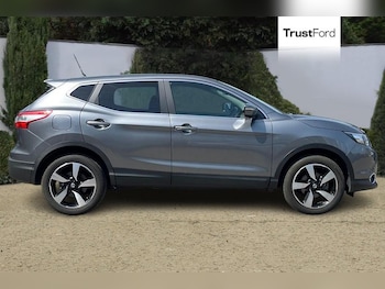 Used Nissan Qashqai 2017 for sale - 78671151: Photo