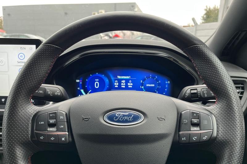 Used Ford Focus 2023 for sale - 76277367: Photo 12