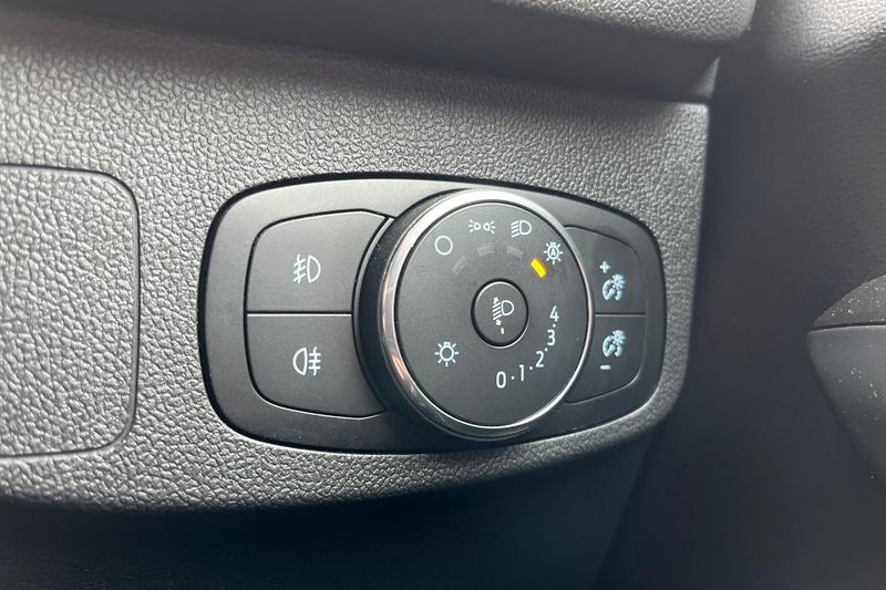 Used Ford Focus 2023 for sale - 76277367: Photo 30