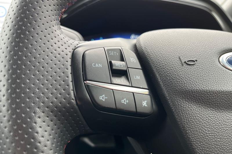 Used Ford Focus 2023 for sale - 76277367: Photo 39