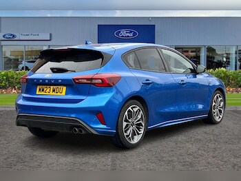 Used Ford Focus 2023 for sale - 76277367: Photo 4