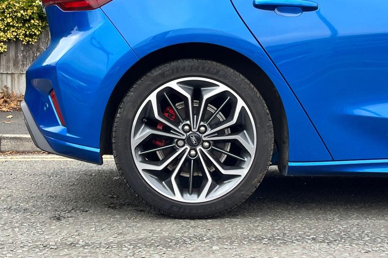 Used Ford Focus 2023 for sale - 76277367: Photo 8