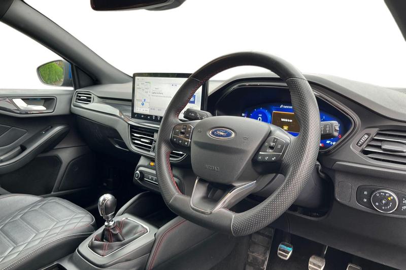 Used Ford Focus 2023 for sale - 76277367: Photo 9