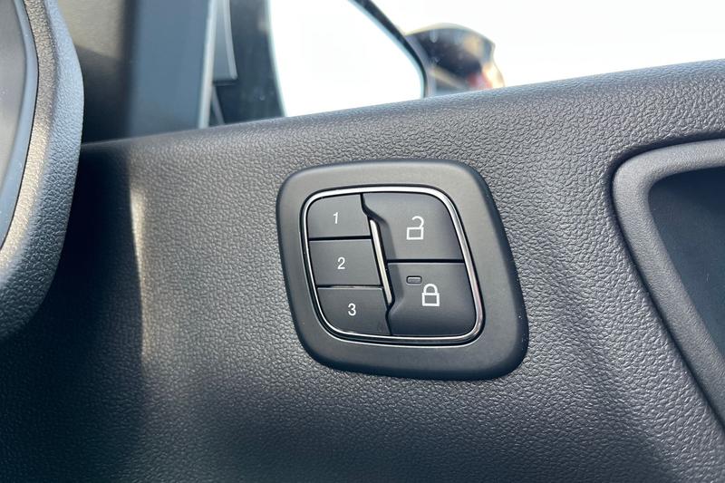 Used Ford Kuga 2025 for sale - 77589984: Photo 32