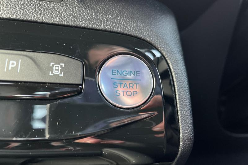 Used Ford Kuga 2025 for sale - 77589984: Photo 38