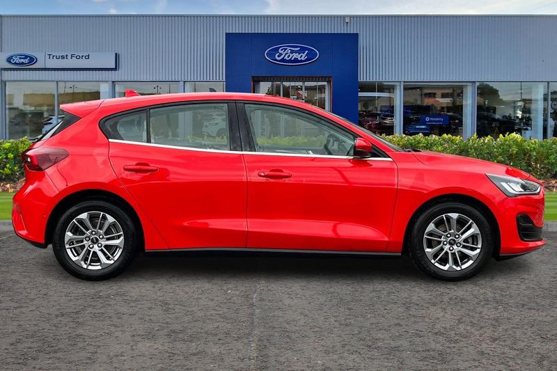 Used Ford Focus 2023 for sale - 78001267: Photo 3