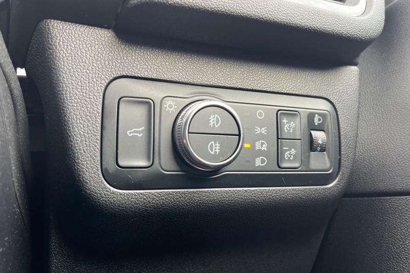Used Ford Kuga 2022 for sale - 76184560: Photo 30
