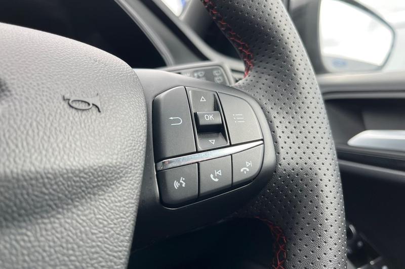 Used Ford Focus 2023 for sale - 78001265: Photo 40