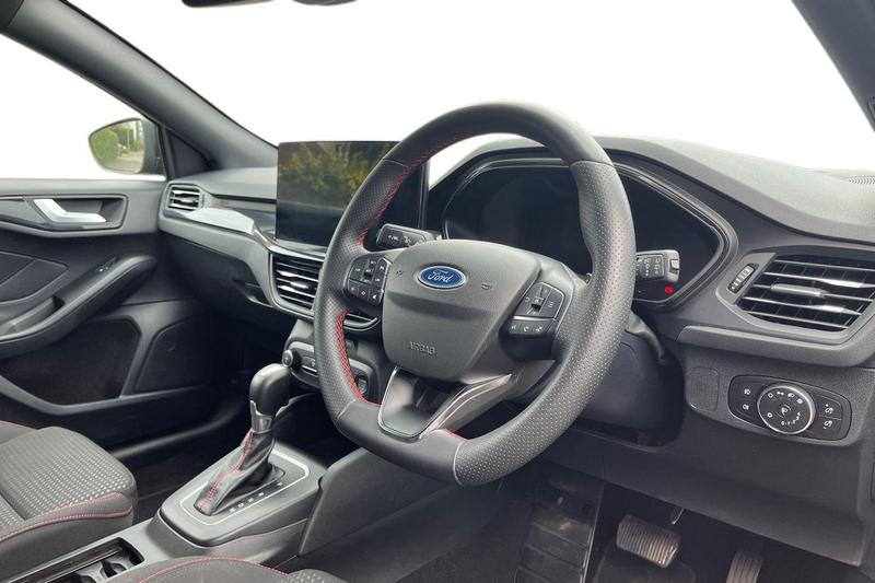 Used Ford Focus 2023 for sale - 78001265: Photo 9