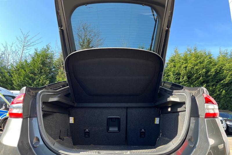 Used Ford Mondeo 2020 for sale - 77945675: Photo 21