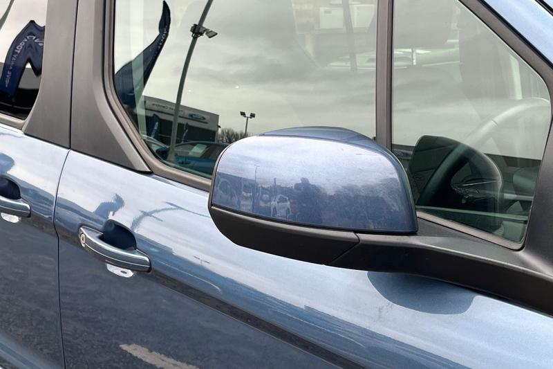 Used Ford Grand Tourneo Connect 2022 for sale - 78001286: Photo 29