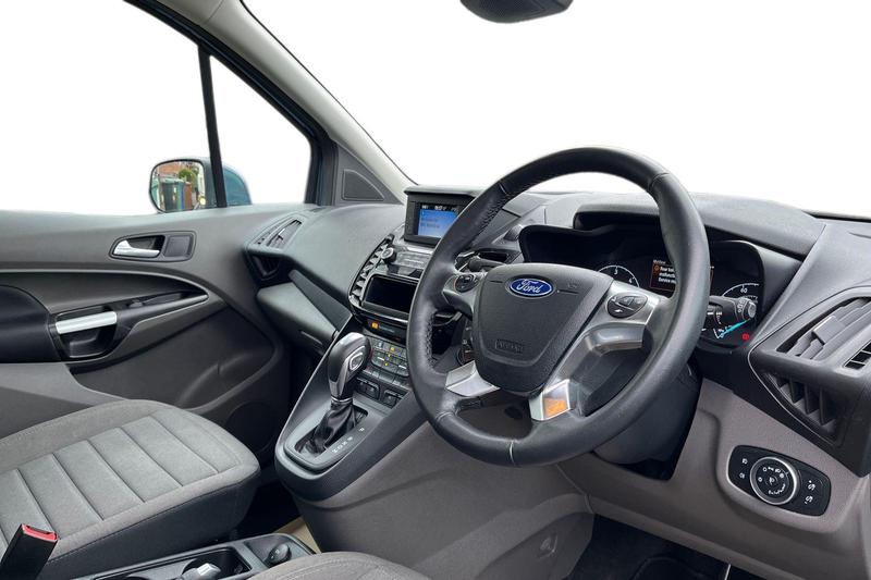 Used Ford Grand Tourneo Connect 2022 for sale - 78001286: Photo 9