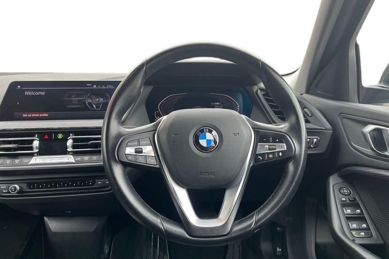 Used BMW 1 Series 2024 for sale - 77457304: Photo 11