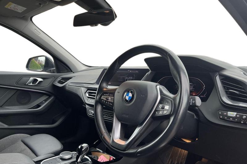 Used BMW 1 Series 2024 for sale - 77457304: Photo 9