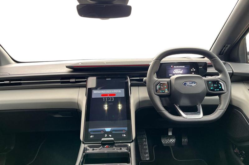 Used Ford Explorer 2024 for sale - 76684918: Photo 10