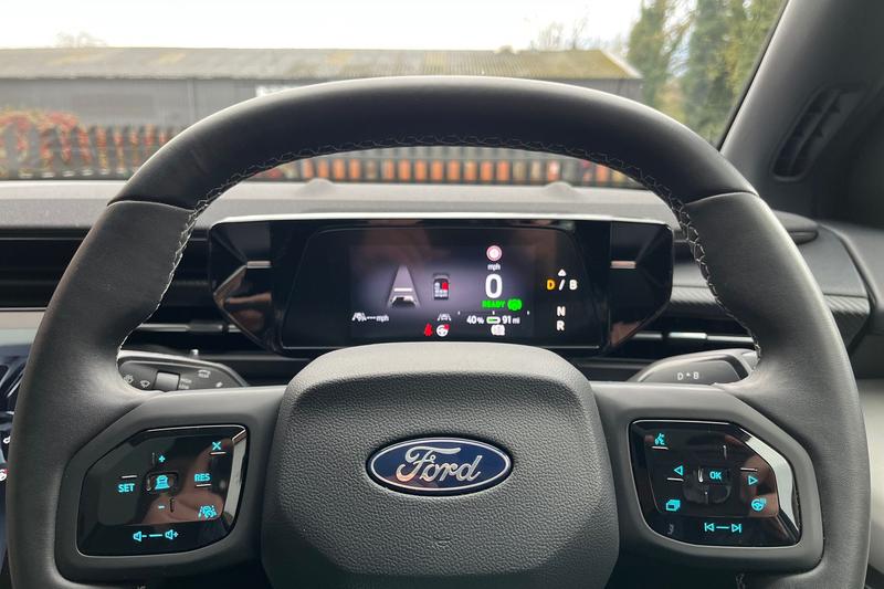 Used Ford Explorer 2024 for sale - 76684918: Photo 12