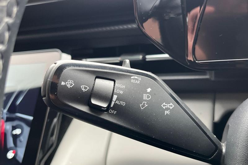 Used Ford Explorer 2024 for sale - 76684918: Photo 14