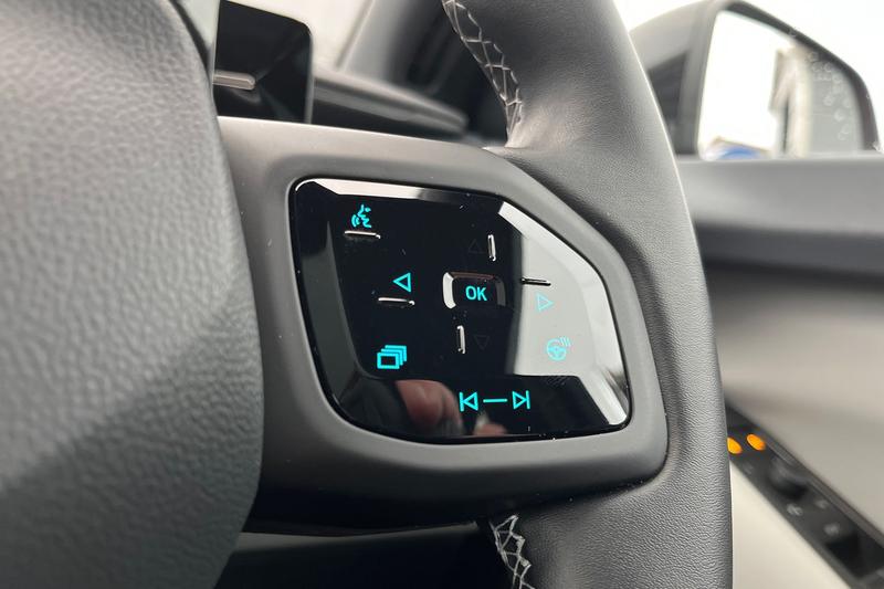 Used Ford Explorer 2024 for sale - 76684918: Photo 37