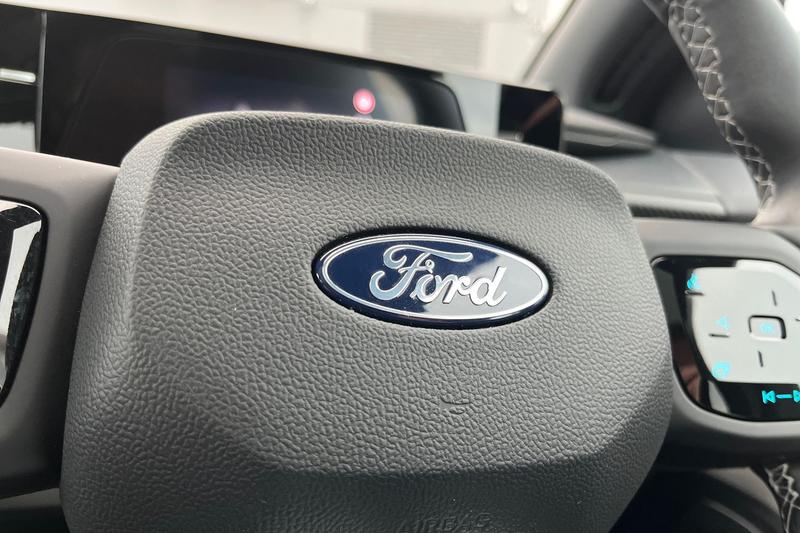 Used Ford Explorer 2024 for sale - 76684918: Photo 38