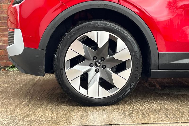 Used Ford Explorer 2024 for sale - 76684918: Photo 8