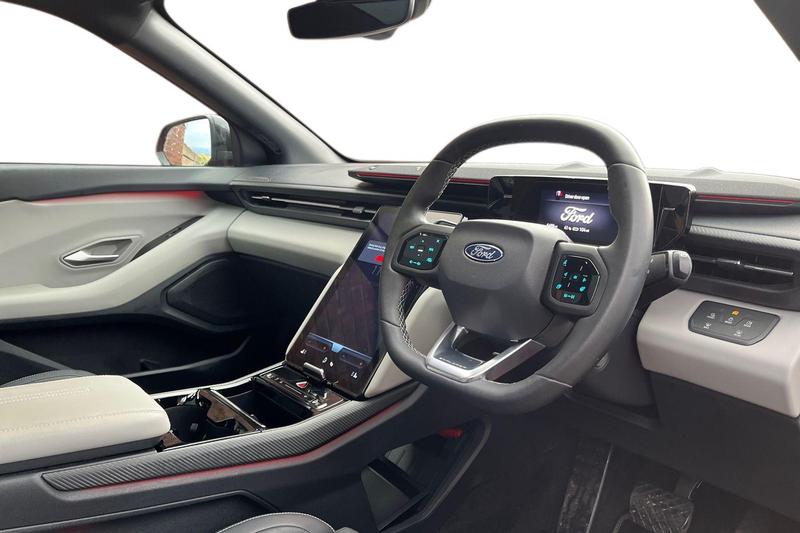 Used Ford Explorer 2024 for sale - 76684918: Photo 9