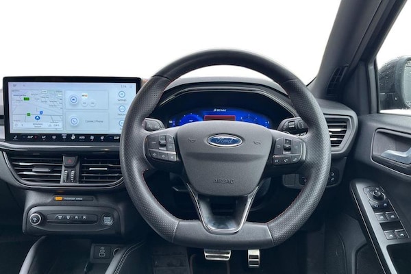 Used Ford Focus 2022 for sale - 76255397: Photo 11