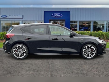 Used Ford Focus 2022 for sale - 76255397: Photo 3