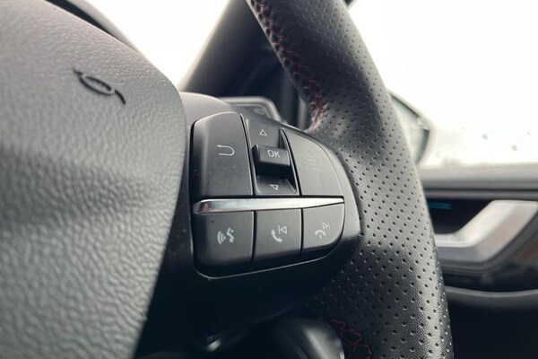 Used Ford Focus 2022 for sale - 76255397: Photo 40