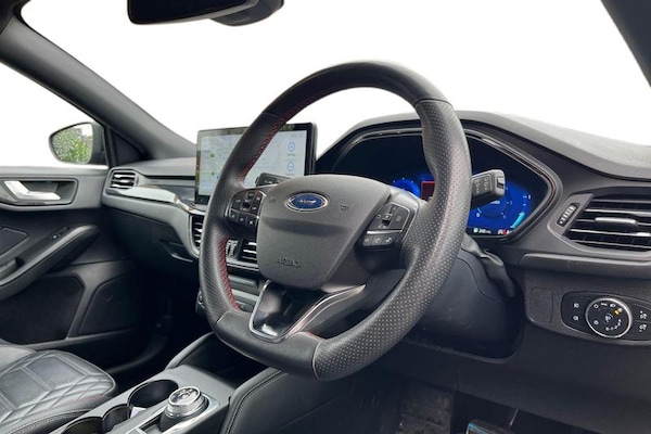 Used Ford Focus 2022 for sale - 76255397: Photo 9