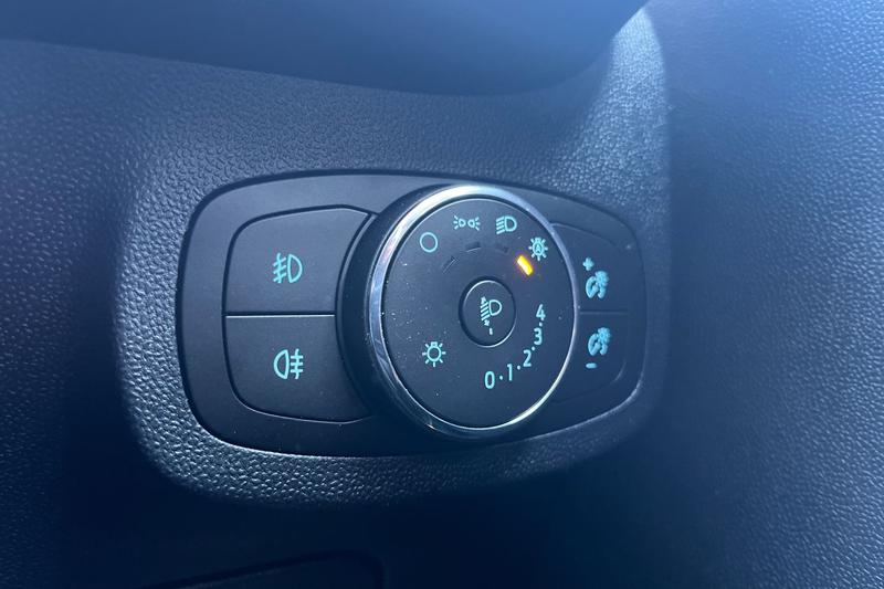 Used Ford Fiesta 2022 for sale - 76028182: Photo 30