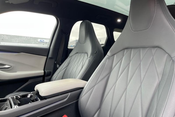 Used Ford Explorer 2024 for sale - 76277201: Photo 19