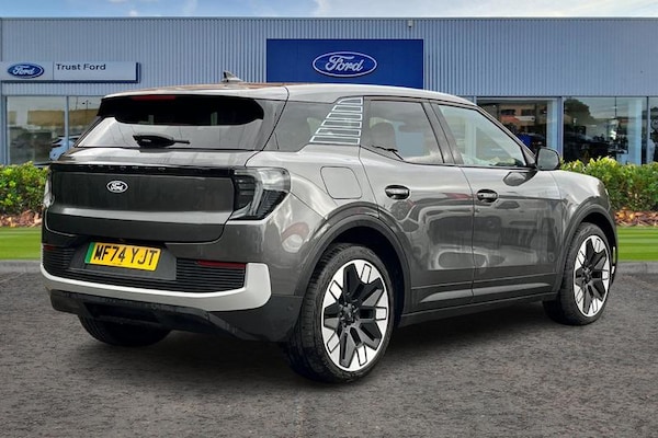 Used Ford Explorer 2024 for sale - 76277201: Photo 4