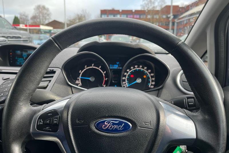 Used Ford Fiesta 2014 for sale - 76631378: Photo 12